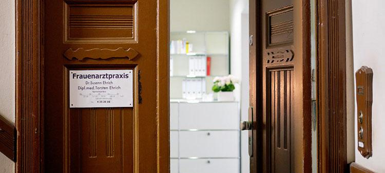 Praxis Frauenheilkunde und Geburtshilfe: Dr. Susann Ehrich und Dipl.-Med Torsten Ehrich| Friedrichshain Berlin 10247  > Termine buchen
